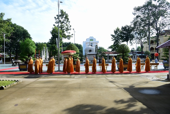 Lễ truyền giới Sa di Phương Trượng